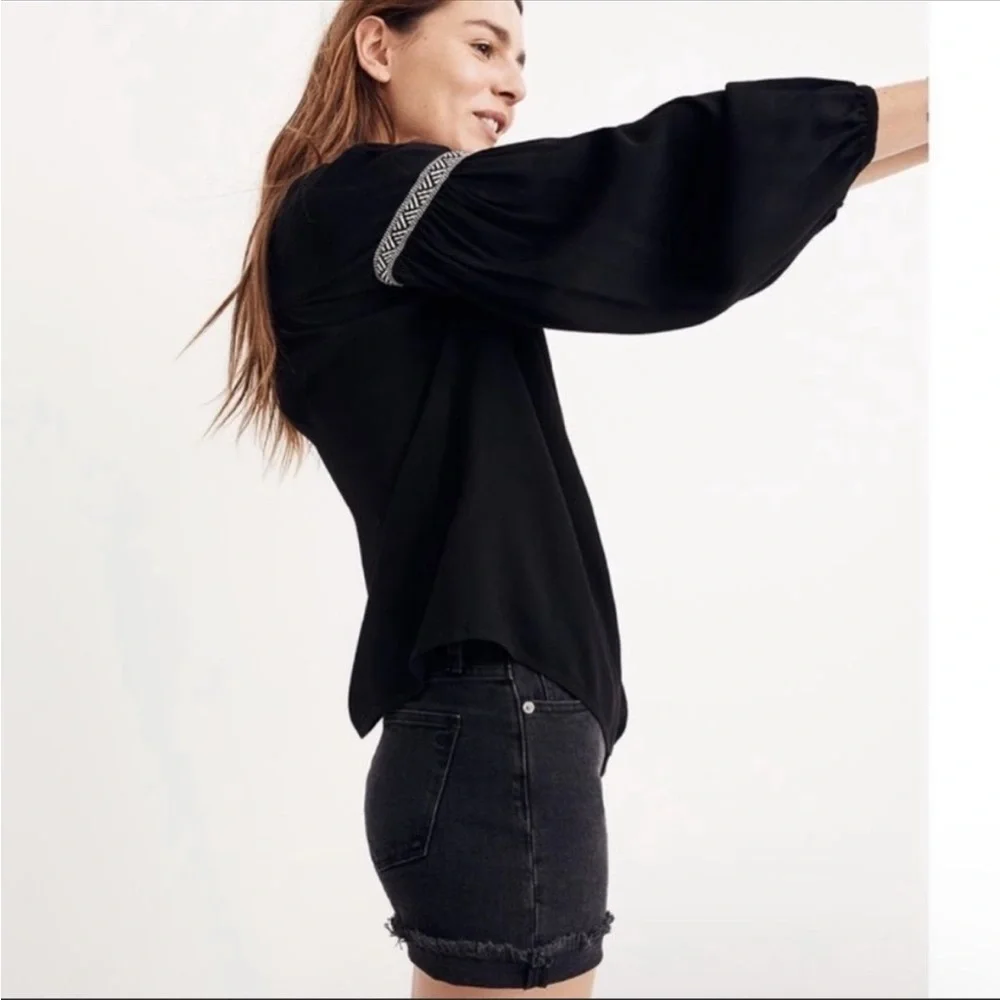 Madewell Black White Embroidered V-neck Long Sleeve Tassel Lightweight Blouse - Picture 2 of 8